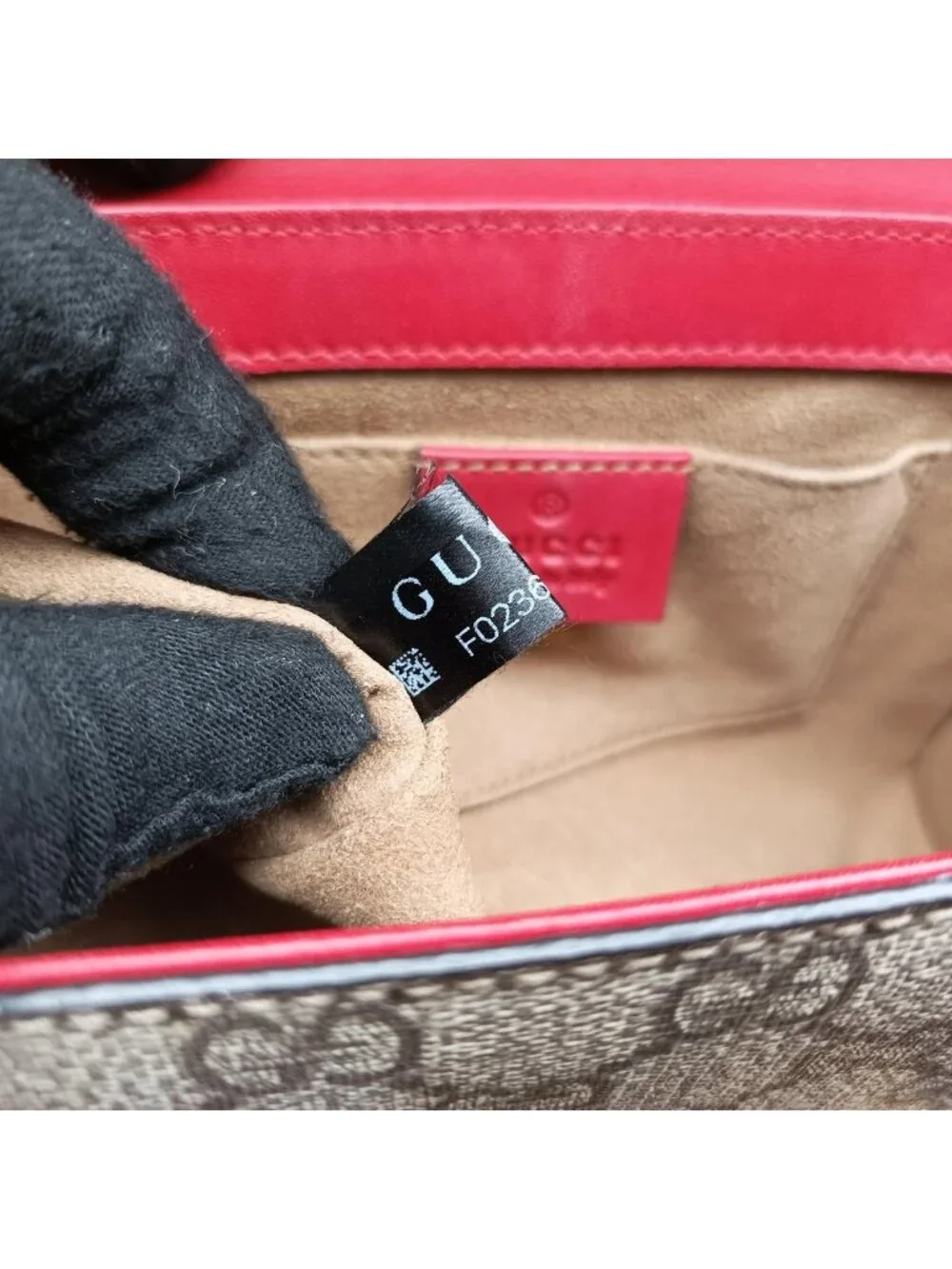 Gucci Padlock Beige Red Pink Leather Shoulder Bag